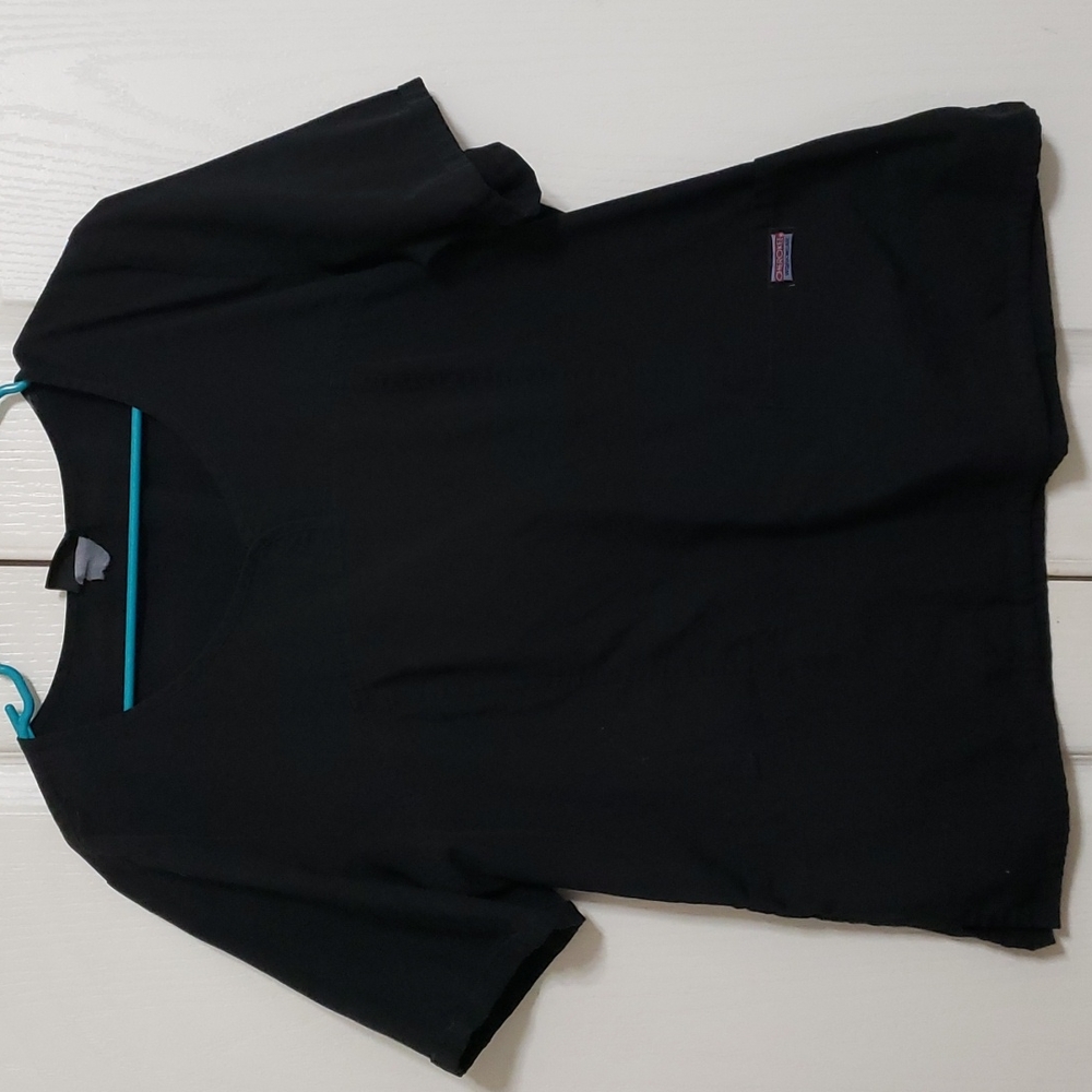 Cherokee scrub top